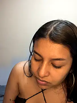Snapshot of _Chloe_Smith chatting on October 5, 11:08 am  Chloe Smith online show from October 5, 11:08 am