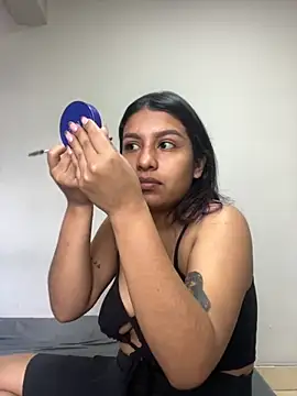 Snapshot of _Chloe_Smith chatting on October 21, 3:35 pm  Chloe Smith online show from October 21, 3:35 pm
