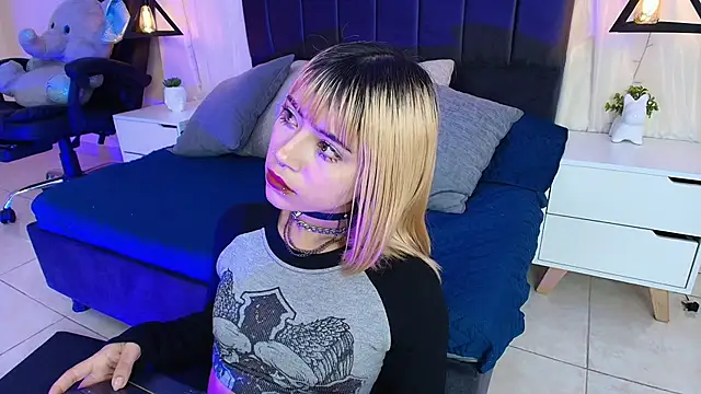 IvyBelle  online show from September 18, 12:18 pm