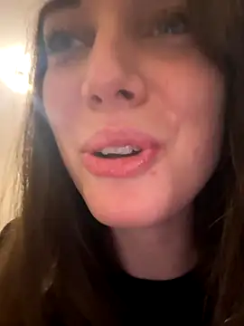 Snapshot of Petitbiscuit2B0 chatting on November 2, 11:29 pm Petitbiscuit2B0 online show from November 2, 11:29 pm