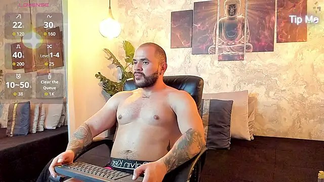 Snapshot of Hershell_Fit chatting on October 21, 7:58 pm Hershell Fit online show from October 21, 7:58 pm