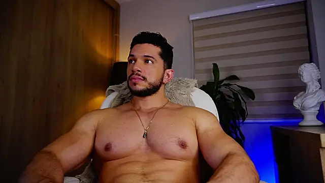 Erick Thompsonx online show from October 6, 10:51 pm