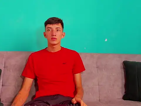 Maikol Ortiz online show from February 11, 2:11 pm