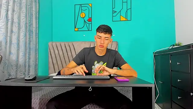 Maikol Ortiz online show from April 10, 12:32 pm