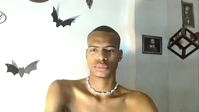 criss zuri online show from October 23, 11:42 am