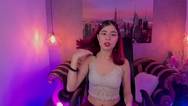 Snapshot of Gaby_louse chatting on February 7, 8:45 pm Gaby louse online show from February 7, 8:45 pm