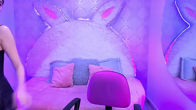 Snapshot of Gaby_louse chatting on February 23, 7:11 pm Gaby louse online show from February 23, 7:11 pm