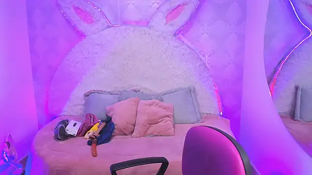 Snapshot of Gaby_louse chatting on February 24, 7:12 pm Gaby louse online show from February 24, 7:12 pm