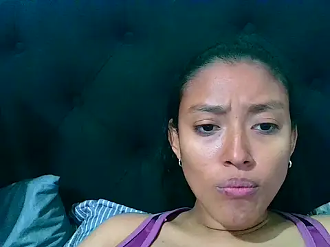 Snapshot of WILD_MULAN chatting on October 20, 6:30 pm WILD MULAN online show from October 20, 6:30 pm
