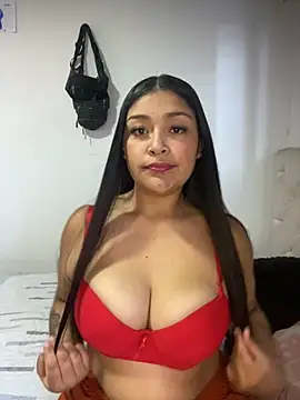 Snapshot of Aurora_fire1 chatting on October 1, 3:07 pm Aurora fire1 online show from October 1, 3:07 pm