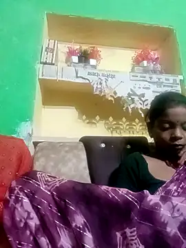 Snapshot of Hema4545 chatting on October 8, 7:11 pm Hema4545 online show from October 8, 7:11 pm