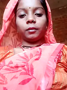 Snapshot of Hema4545 chatting on October 14, 9:54 am Hema4545 online show from October 14, 9:54 am
