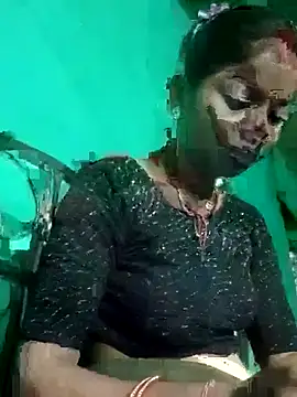 Snapshot of Hema4545 chatting on October 17, 9:28 pm Hema4545 online show from October 17, 9:28 pm