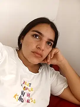 chloe 90 online show from September 29, 4:34 pm