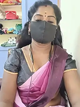 Snapshot of tamilammukuttyy chatting on June 27, 12:33 pm tamilammukuttyy online show from June 27, 12:33 pm