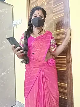Snapshot of tamilammukuttyy chatting on July 20, 1:13 pm tamilammukuttyy online show from July 20, 1:13 pm