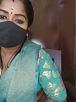 Snapshot of tamilammukuttyy chatting on July 21, 3:42 am tamilammukuttyy online show from July 21, 3:42 am