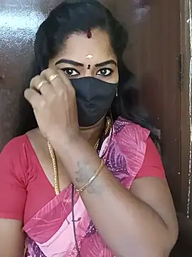 Snapshot of tamilammukuttyy chatting on July 25, 12:31 am tamilammukuttyy online show from July 25, 12:31 am