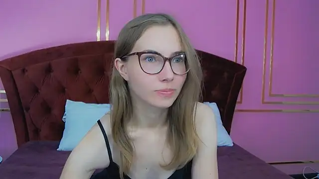 Snapshot of JessieJuss chatting on September 23, 1:58 pm JessieJuss online show from September 23, 1:58 pm