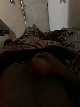 hmleonardo online show from February 12, 12:00 pm