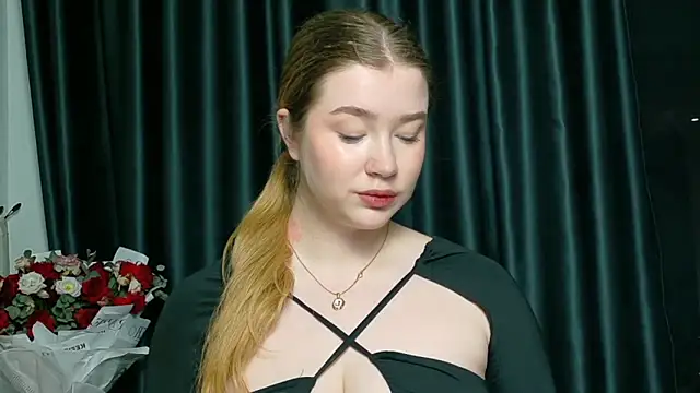 Snapshot of Rebecca_Lace chatting on October 10, 9:25 pm Rebecca Lace online show from October 10, 9:25 pm