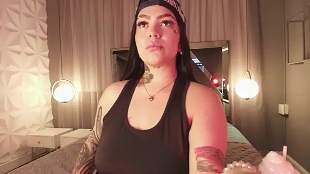 MAGIC TESSA online show from October 14, 6:09 pm