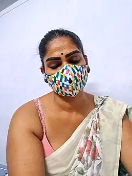 Snapshot of sherlin24 chatting on October 12, 4:17 pm sherlin24 online show from October 12, 4:17 pm