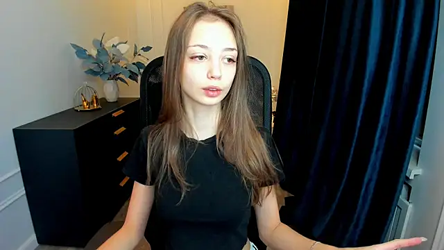 EmilyGraydis online show from September 27, 4:17 am