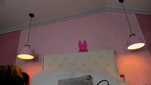 Snapshot of Boss_Domiinator chatting on March 7, 12:13 pm Boss Domiinator online show from March 7, 12:13 pm