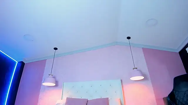 Snapshot of Boss_Domiinator chatting on March 21, 12:10 pm Boss Domiinator online show from March 21, 12:10 pm