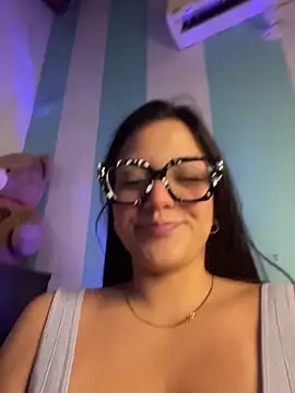 Snapshot of alilith chatting on February 17, 8:15 pm alilith online show from February 17, 8:15 pm