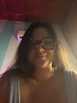 Snapshot of alilith chatting on March 1, 5:37 pm alilith online show from March 1, 5:37 pm