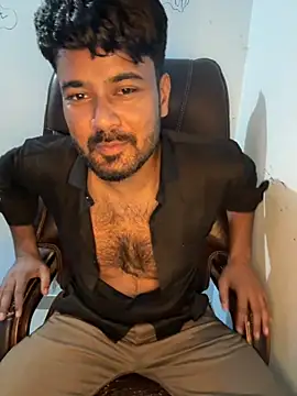 Snapshot of MeekBatgirl chatting on October 8, 4:04 pm MeekBatgirl online show from October 8, 4:04 pm