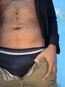 Snapshot of MeekBatgirl chatting on October 16, 6:25 am MeekBatgirl online show from October 16, 6:25 am