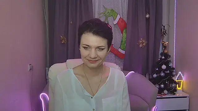 AvaSaturnian online show from January 14, 7:58 am