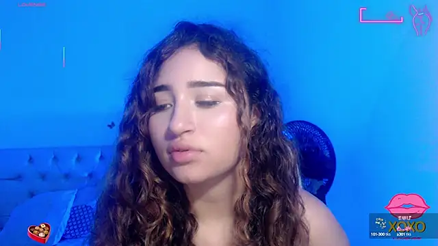 Snapshot of sasha_17_ chatting on October 7, 9:12 pm sasha 17 online show from October 7, 9:12 pm