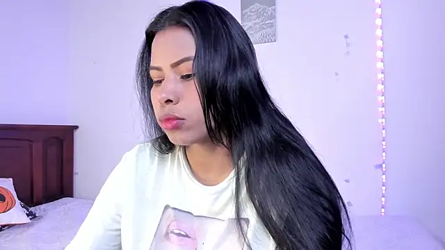 Michluxe 69 online show from November 12, 12:44 am