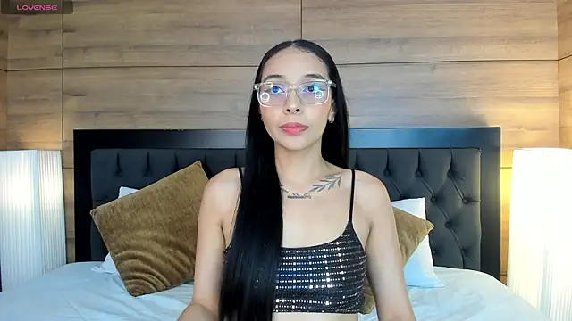 Roseaurora online show from March 23, 12:31 pm