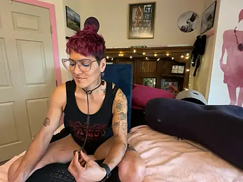 kinkycanner online show from February 7, 10:13 pm