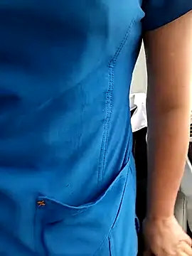 Snapshot of Madisson-04_ chatting on March 12, 2:56 pm Madisson-04 online show from March 12, 2:56 pm