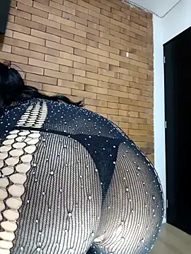 MiaForever1 online show from April 1, 5:19 am