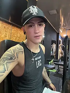 Sebas maverick online show from April 17, 7:17 pm