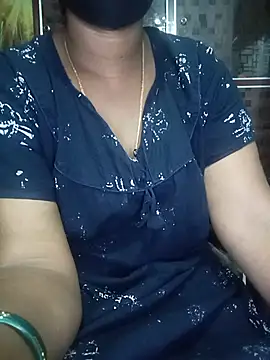 Snapshot of Mee_harini-telugupilla chatting on May 24, 3:55 am Mee harini-telugupilla online show from May 24, 3:55 am