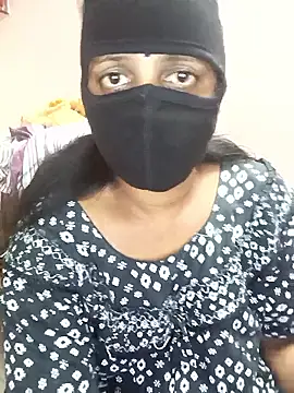 Snapshot of Mee_harini-telugupilla chatting on May 28, 2:53 am Mee harini-telugupilla online show from May 28, 2:53 am