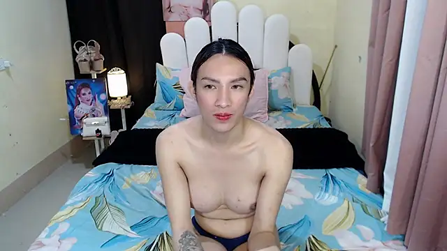 AmandaTheMonsterCock online show from October 12, 3:33 pm