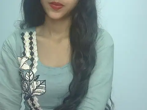 Saniya9B online show from December 18, 5:08 pm