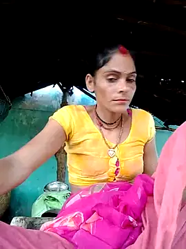 Snapshot of H_seema chatting on September 10, 11:10 am H seema online show from September 10, 11:10 am