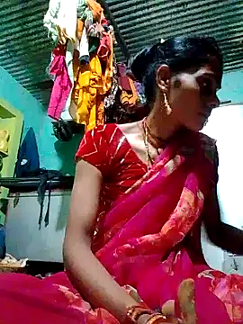 Snapshot of H_seema chatting on October 7, 1:41 pm H seema online show from October 7, 1:41 pm