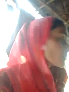 Snapshot of H_seema chatting on October 27, 2:37 am H seema online show from October 27, 2:37 am