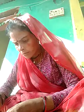 Snapshot of H_seema chatting on February 15, 3:36 am H seema online show from February 15, 3:36 am